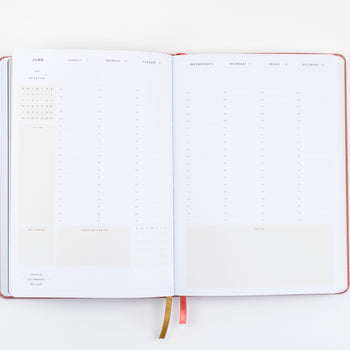 Weekly spread of the Dated Ponderlily planner